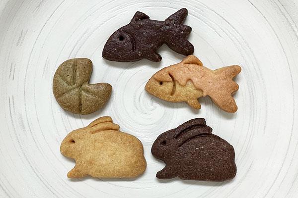 ミニ缶　花火ウサギ